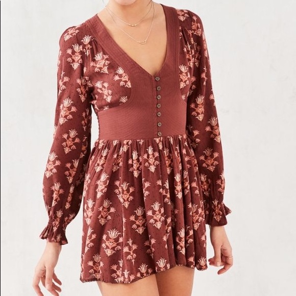 Urban Outfitters Dresses & Skirts - 🌟UO Ecote Pia Long Sleeve Romper